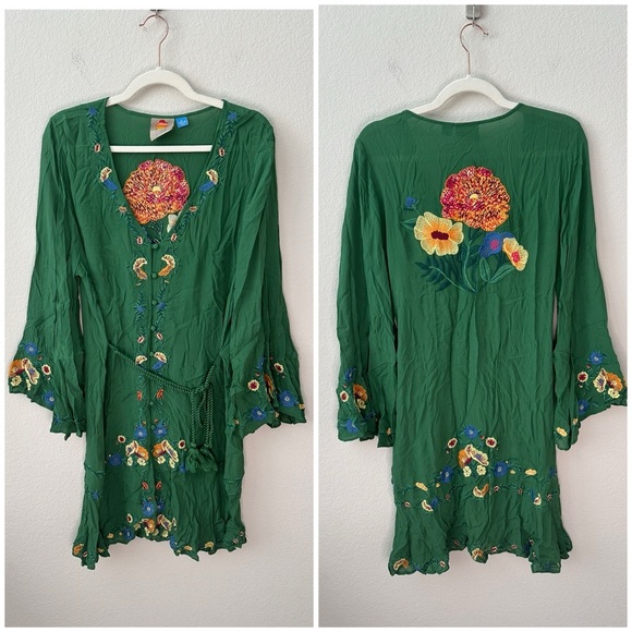 FARM RIO Jessalyn Embroidered Dress Green Floral Mini SZ L - Picture 2 of 7